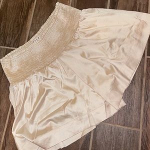Boutique silky cream shorts